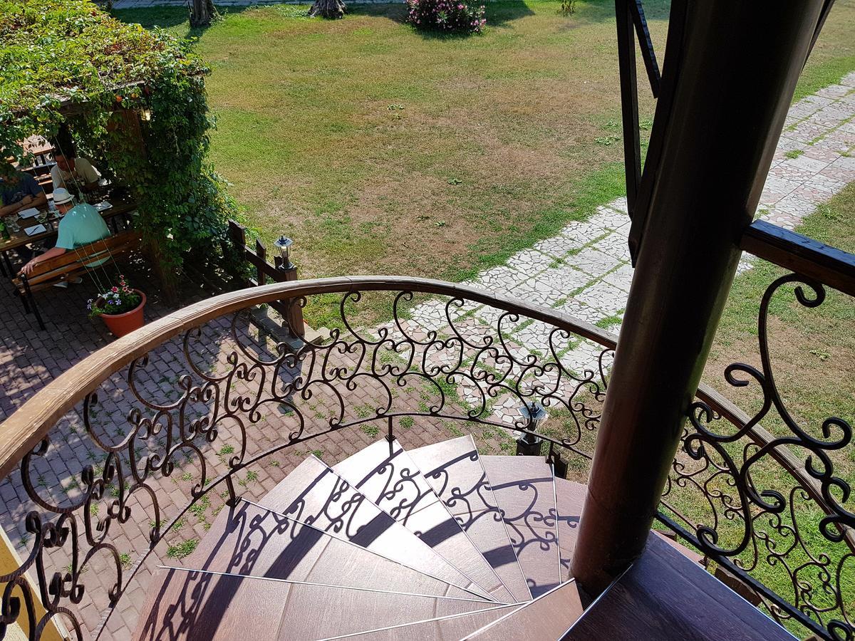 Guest House Black Sea Pizunda Esterno foto
